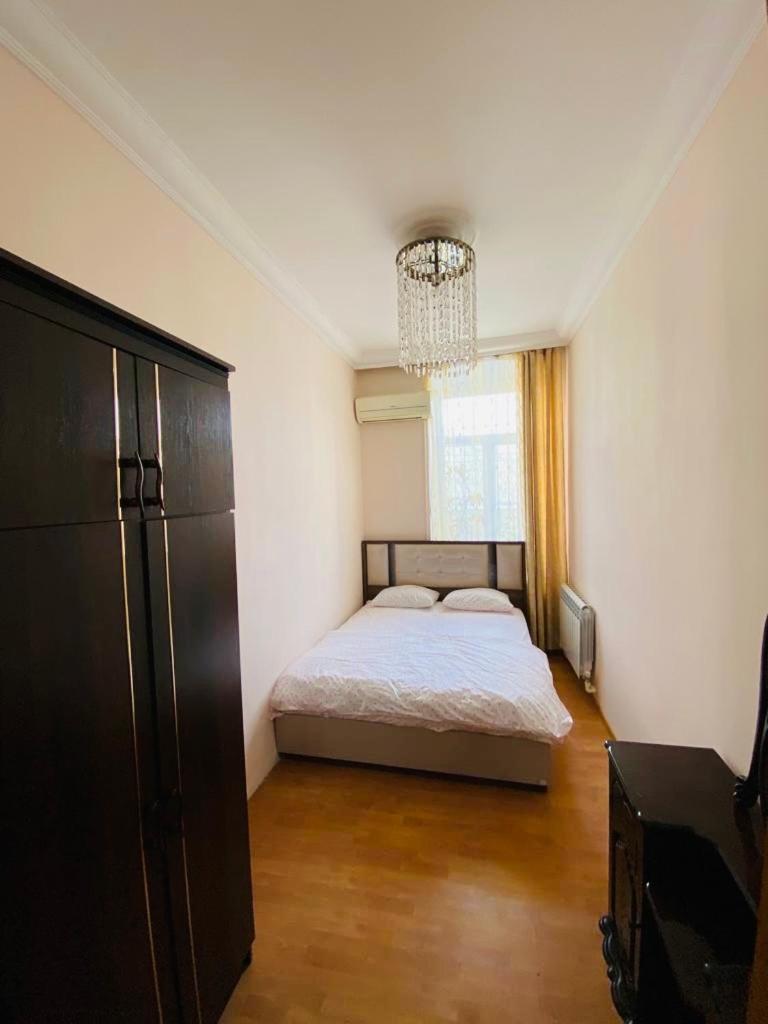 Cozy Old City Apartment Bakoe Buitenkant foto